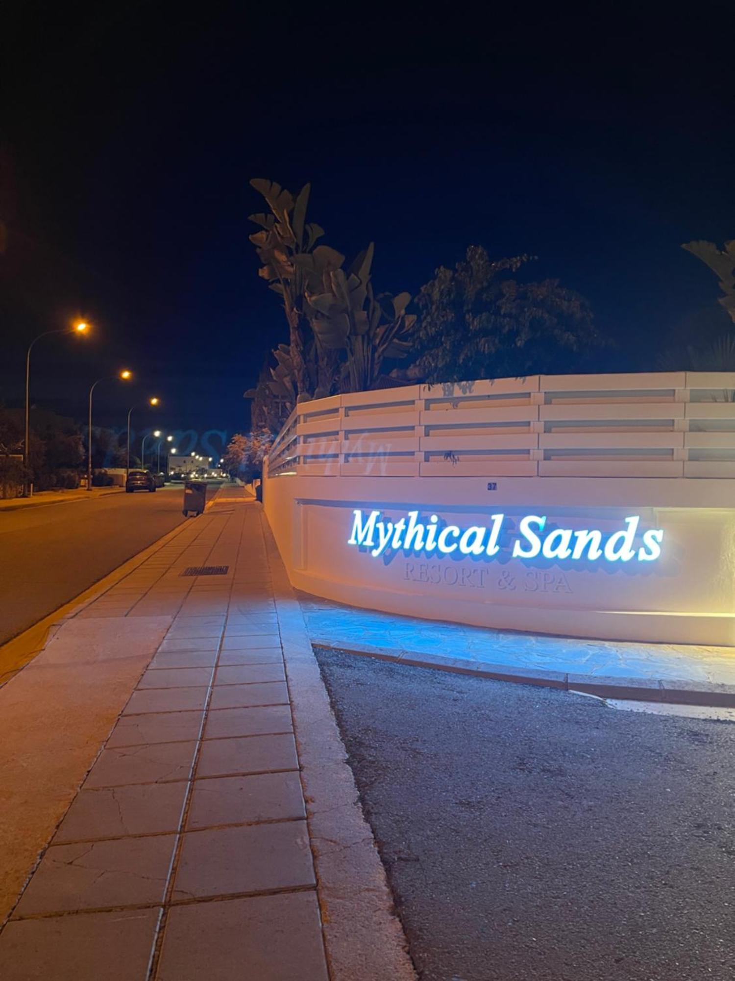 Mythical Sands - Maria *